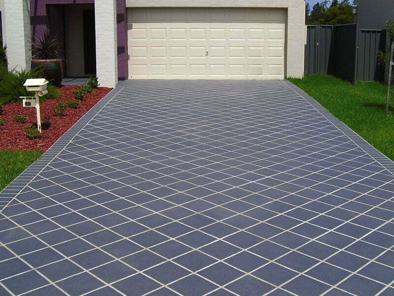 Stencil pattern driveway